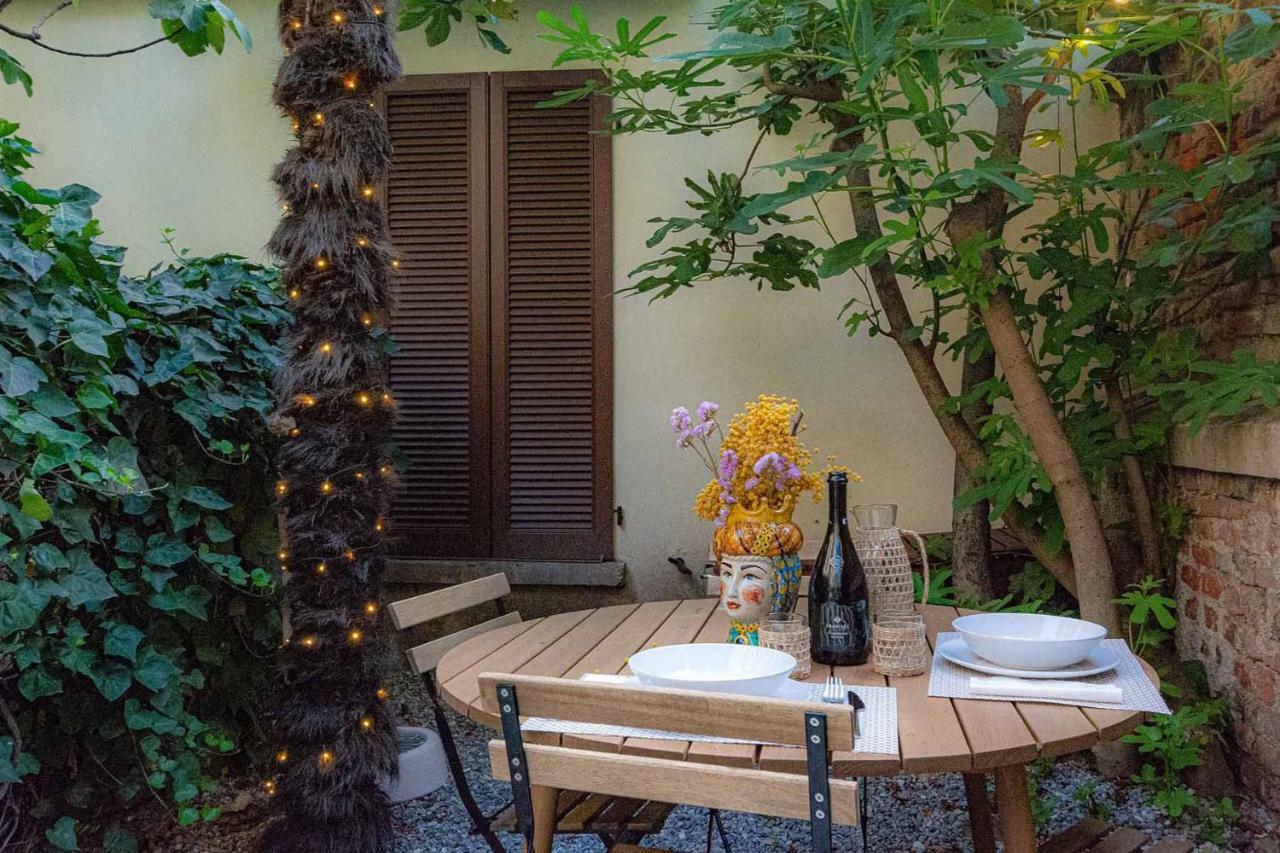 Apartment Secret Garden In The Heart Of Isola Mailand